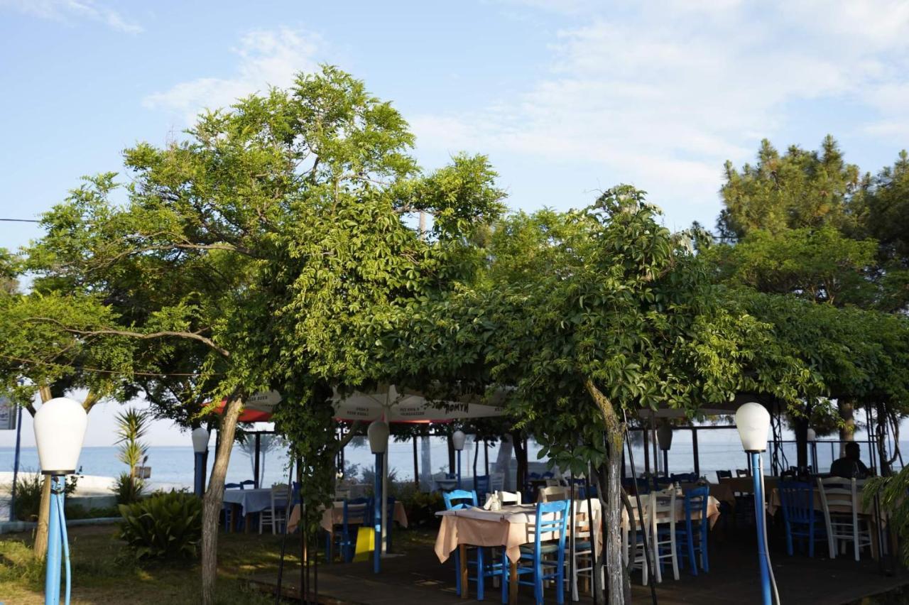 Villa Look To The Sea Nea Karvali Esterno foto